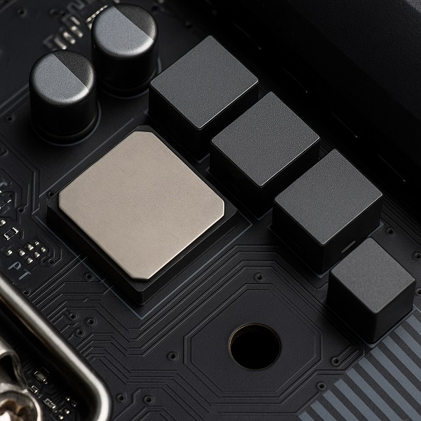 VRM در مادربرد چیست؟ راهنمای کامل فازهای تغذیه و اهمیت آن 4 VRM در مادربرد - موربیت