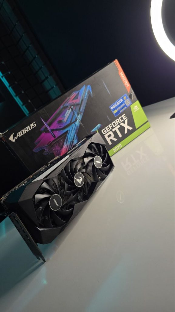 کارت گرافیک درحدنو GIGABYTE AORUS Master RTX 3070 8GB 2 GIGABYTE AORUS Master RTX 3070